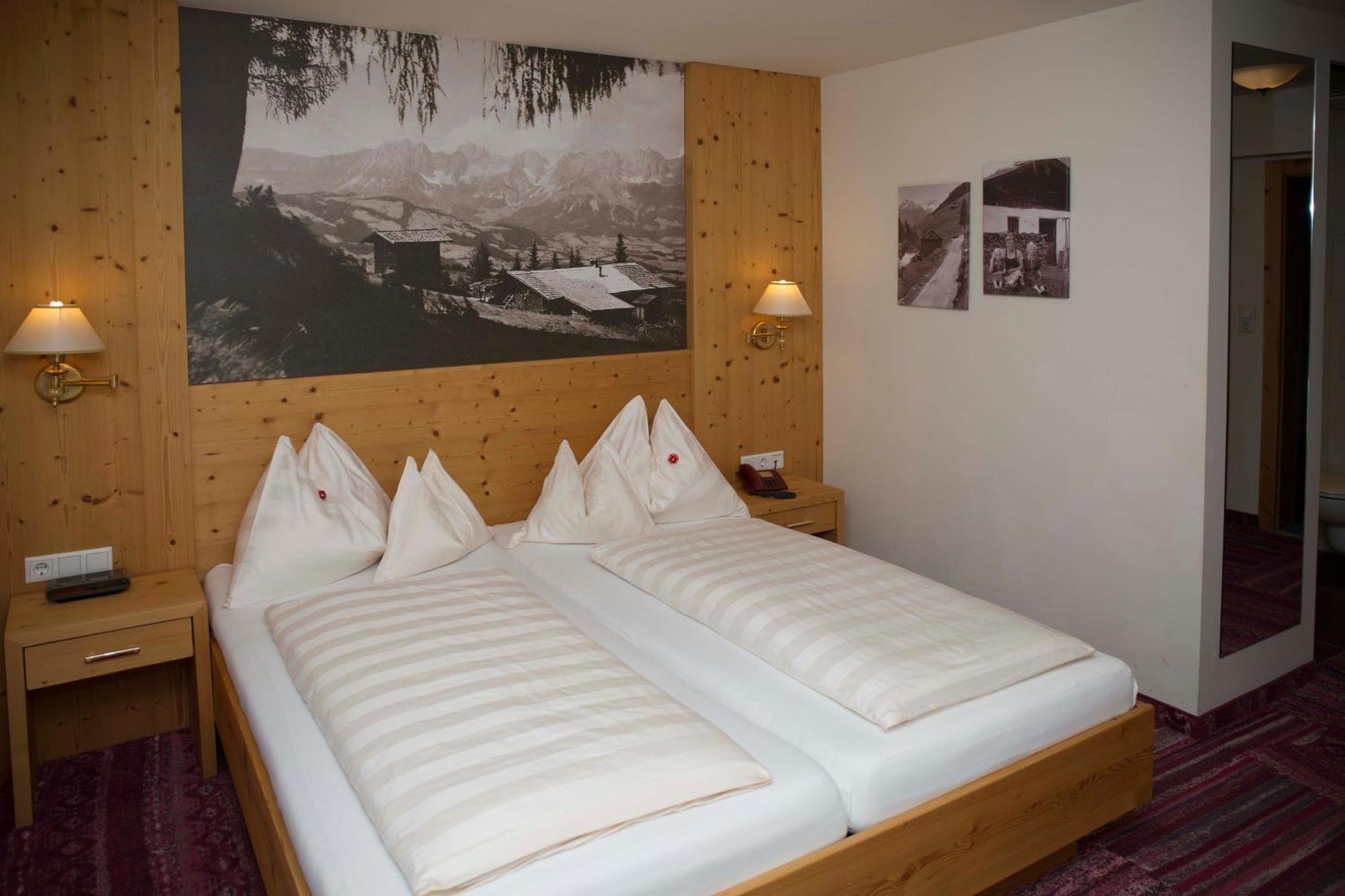 Landhotel Foehrenhof Ellmau Room photo