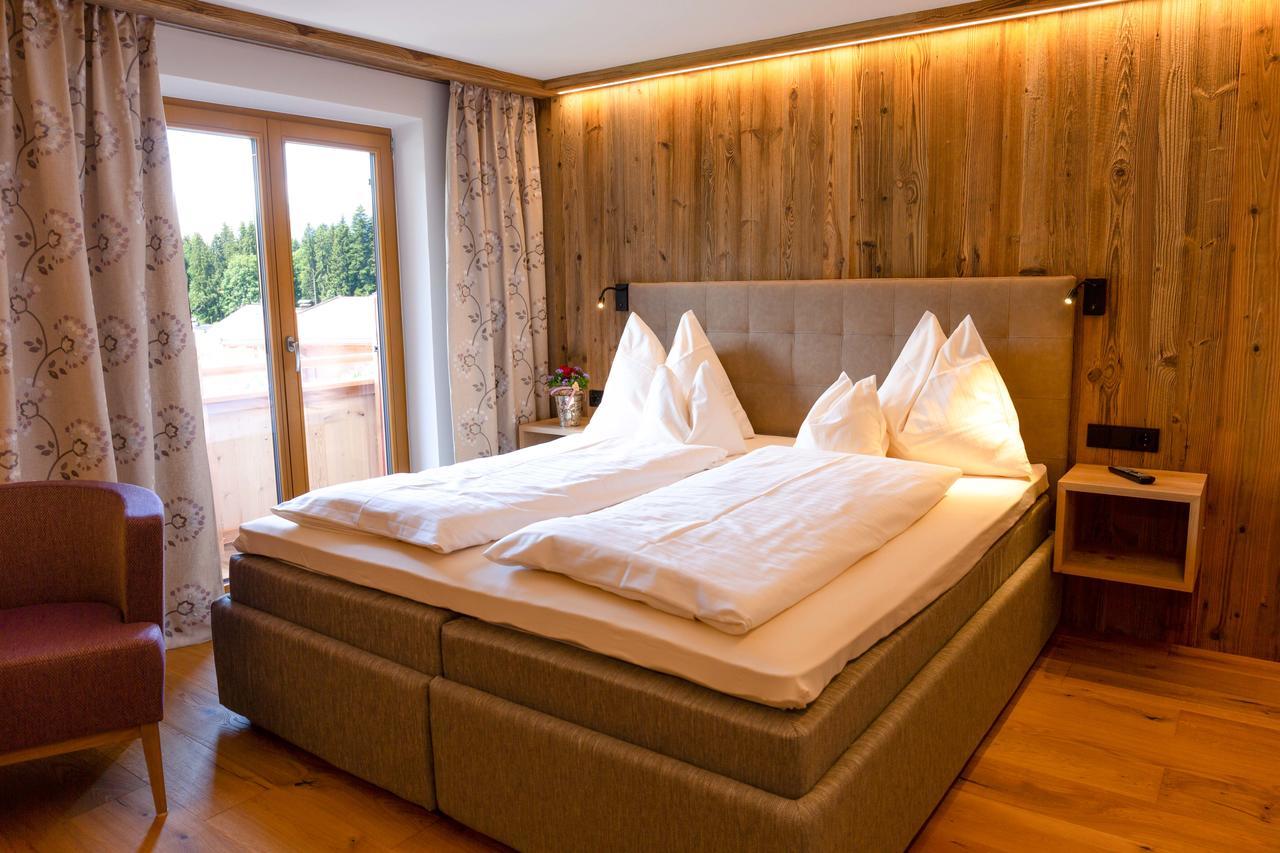 Landhotel Foehrenhof Ellmau Exterior photo