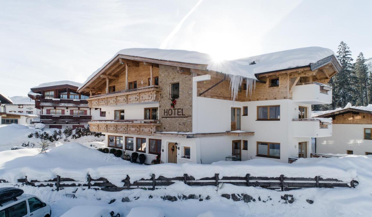 Landhotel Foehrenhof Ellmau Exterior photo